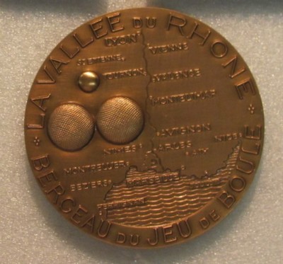 Médaille rendant hommage au jeu de boules, côté pile